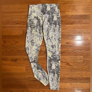 Abstract Patterned Leggings